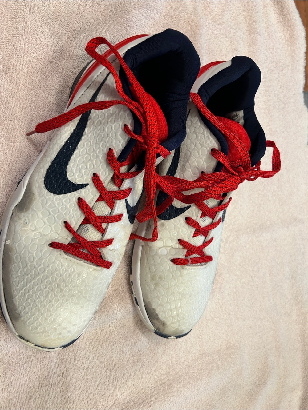 Nike Men White Sneakers with Red Laces and Navy Swoosh